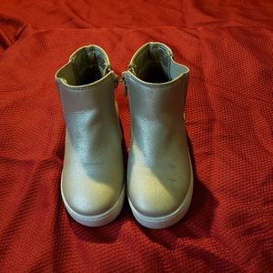 Girls size 9 dress boot